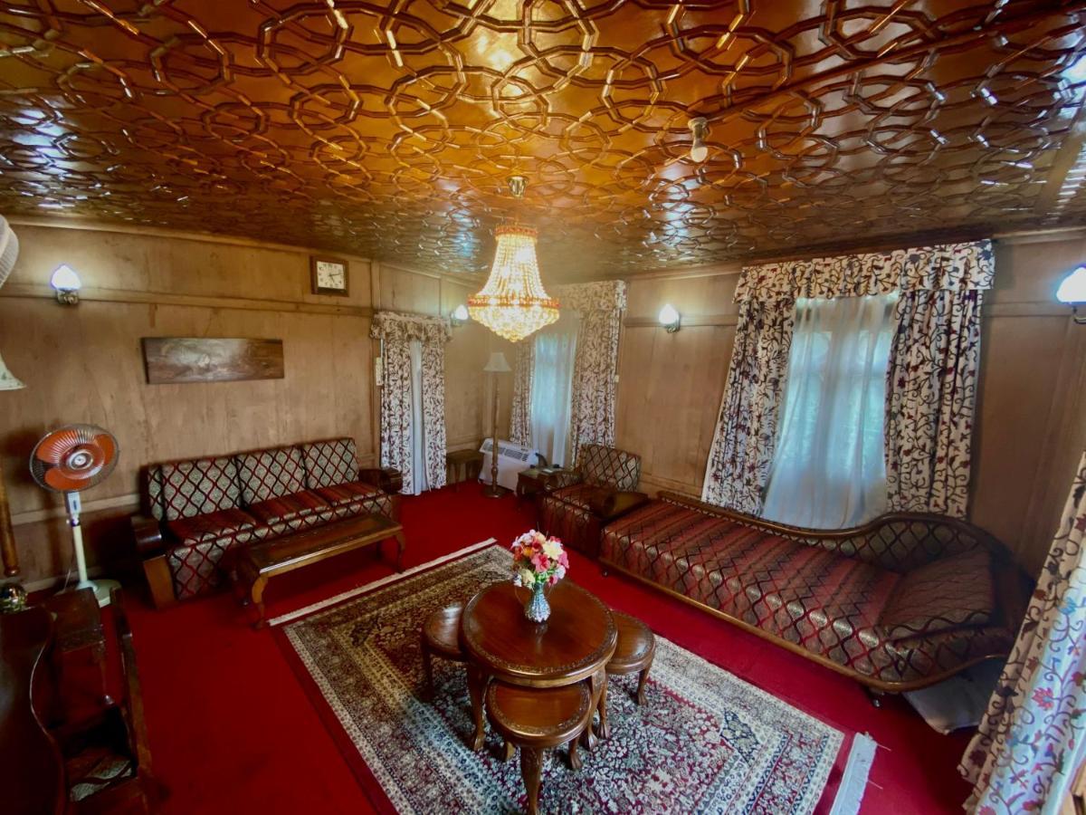 Green Paradise Houseboat - Centrally Heated Srīnagar المظهر الخارجي الصورة