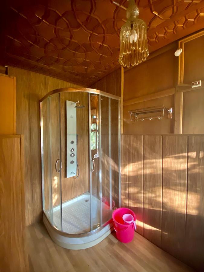 Green Paradise Houseboat - Centrally Heated Srīnagar المظهر الخارجي الصورة